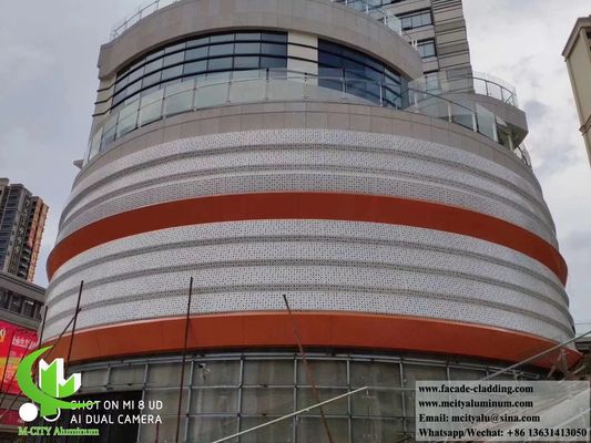 お買い得 カスタマイズ可能なPVDF塗装アルミニウムパンチングパネル 1200x2000mm ファサードクラッディングおよびカーテンウォール用 オンライン