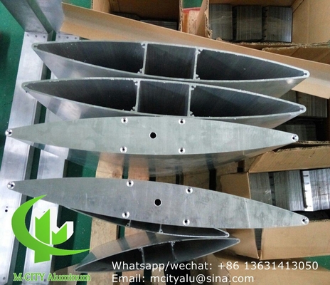 水平型 固定式 日光窓 建築用 翼形 アルミニウム窓 玄関のカーテン壁用 円形