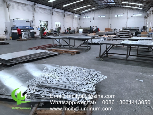 カーテン 壁パネル 供給 粉末塗装 アルミニウム CNC 孔付き装飾パネル 玄関壁パネル 装飾パネル