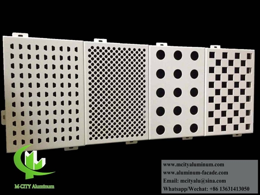 金属CNC アルミウム 彫刻板 建築装飾のための孔付きシート