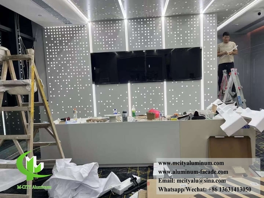 建築用金属コーティングパネル アルミニウムシート 穴を開けるスクリーン