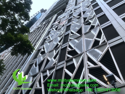中国 PVDF 建物の外面に使用される金属アルミ孔付き標準パネル