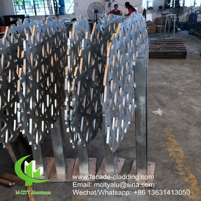 中国 粉末で覆われた金属アルミレーザー切断パネル