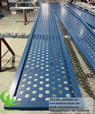 お買い得 1200x2400mmのサイズでカスタマイズ可能なデザインを持つ粉末で覆われた穴が開たアルミニウムファサードパネル オンライン
