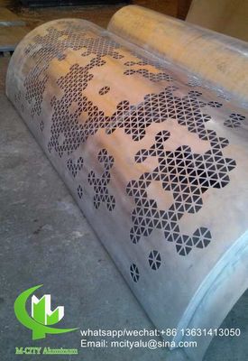 お買い得 メタル・マシッド・パネル 5mm 厚さのメタル・パネルを持つファサード・カーテン・ウォールのアルミニウム・コラム オンライン