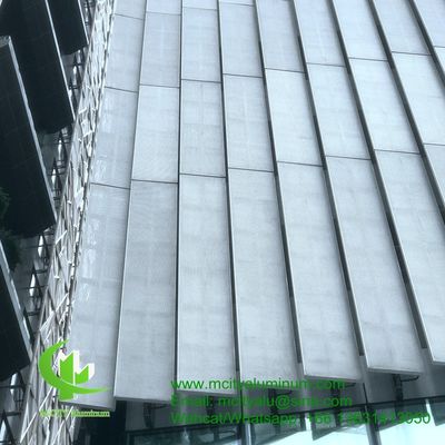 お買い得 FOSHAN PVDF 建物外面に使用される金属アルミ孔型非標準パネル オンライン