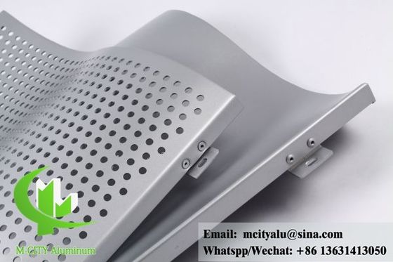 お買い得 孔付き アルミニウム壁カバー 天井用アルミニウムフェサード オンライン