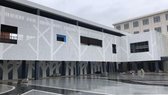 お買い得 建築用クラッド用、粉体塗装3mm穴あきアルミニウムファサードパネル（カスタムRALカラー対応） オンライン