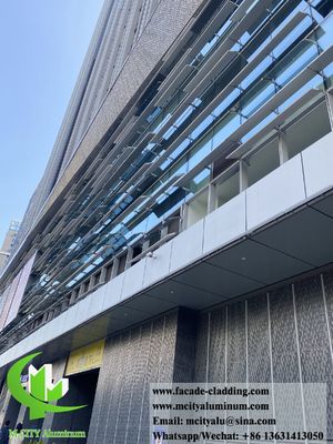 お買い得 建築用クラッド用のカスタマイズ可能なRALカラーと厚さ3mmの粉体塗装パンチングアルミニウムファサードパネル オンライン